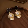 Sculpted Shine Earrings Thumbnail Image 4